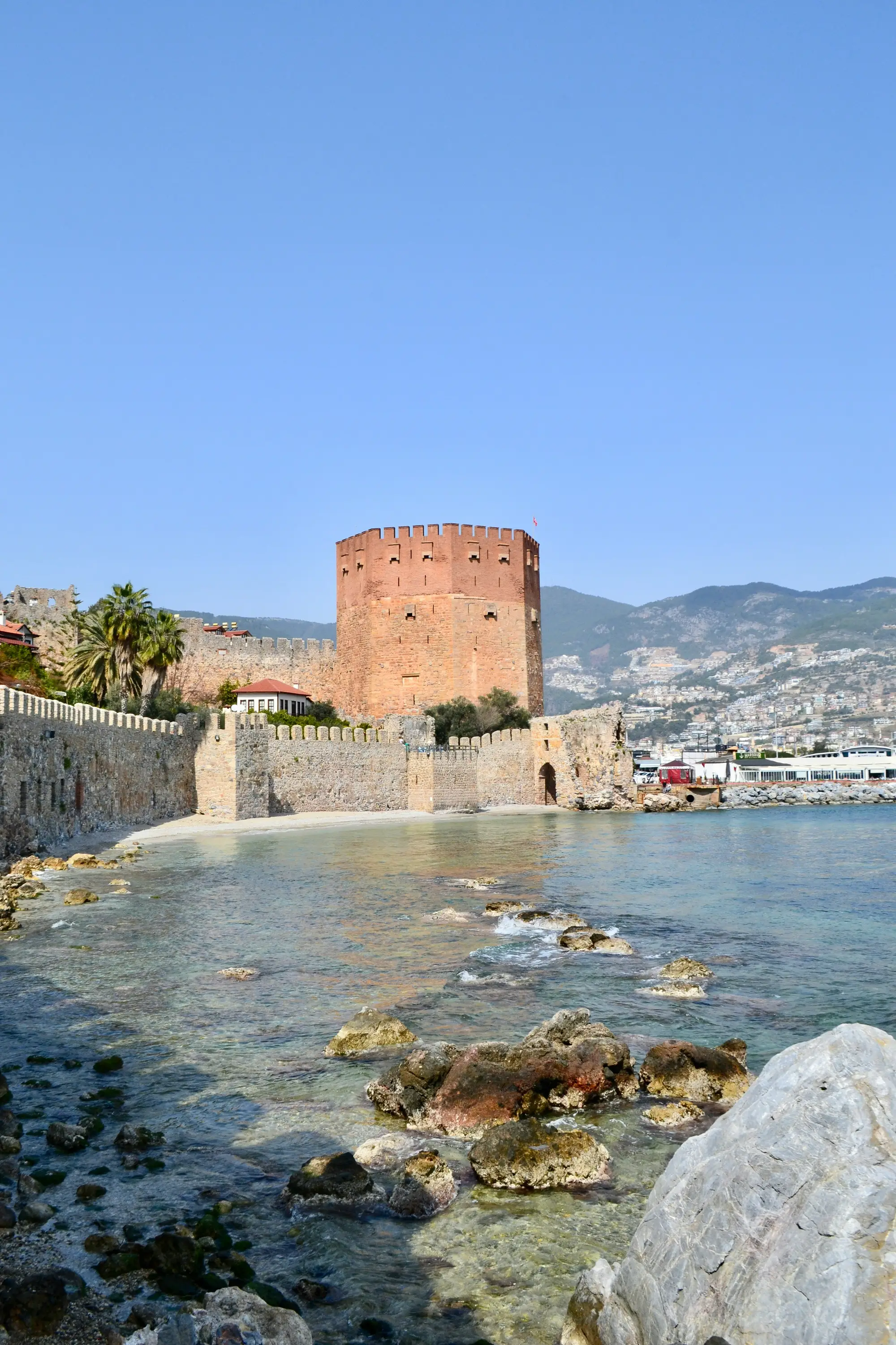 Alanya Kalesi'nden koya bakış